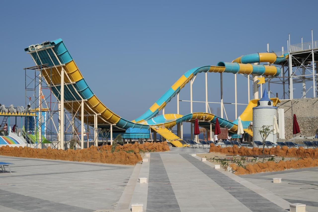 Amarina Jannah Resort & Aqua Park Coraya Bay Exterior photo