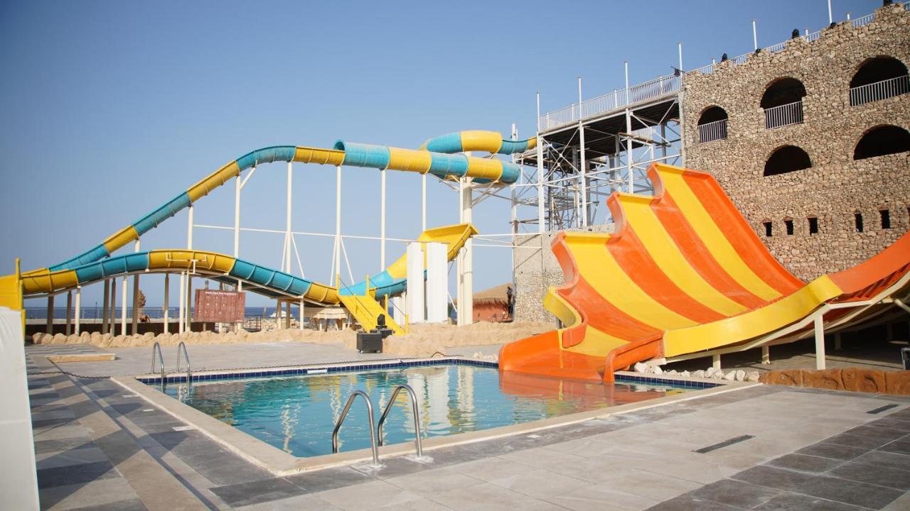 Amarina Jannah Resort & Aqua Park Coraya Bay Exterior photo