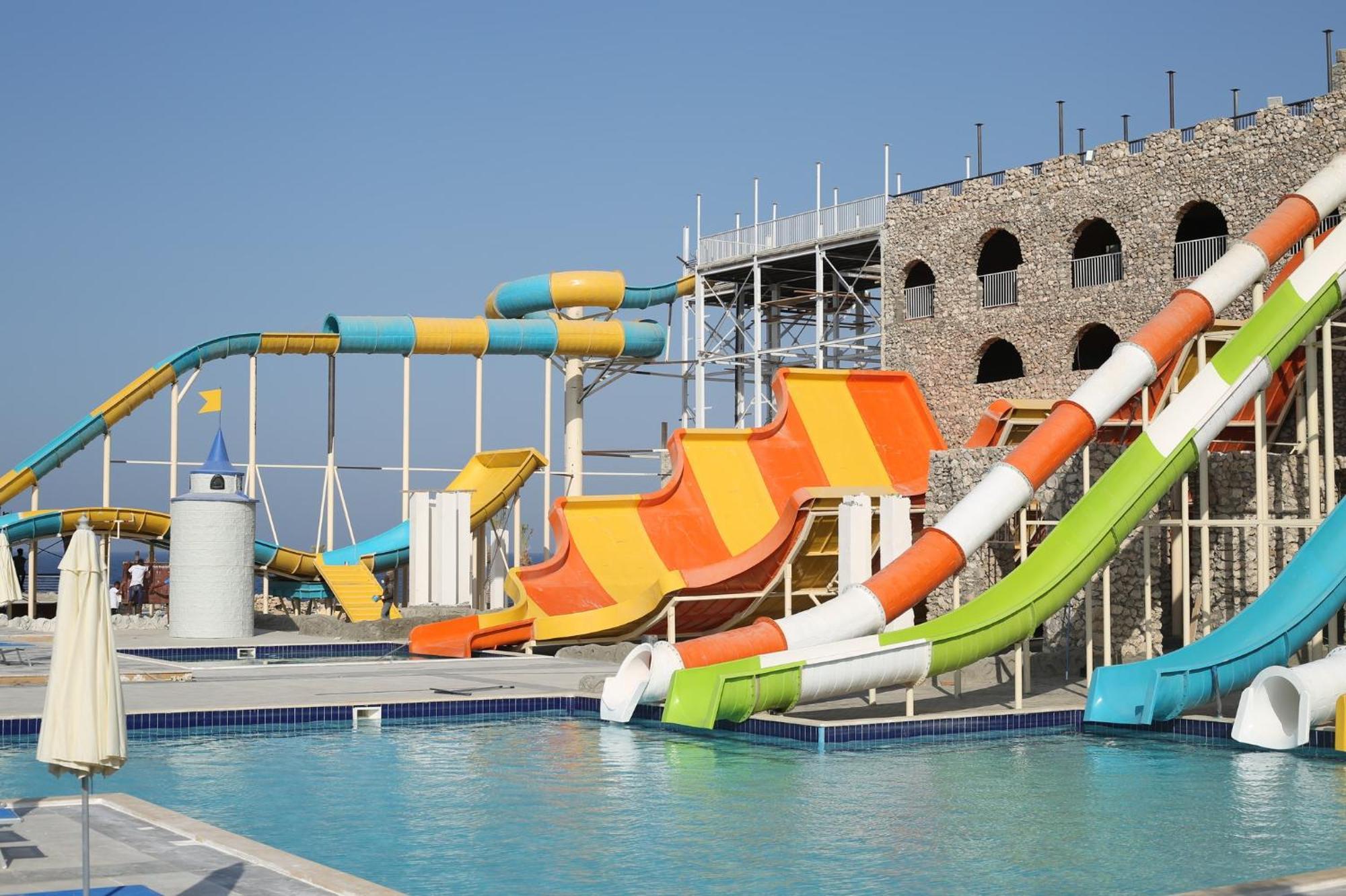 Amarina Jannah Resort & Aqua Park Coraya Bay Exterior photo